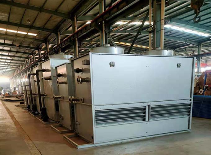 ȫ���]����s���ă���